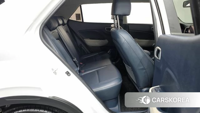 Hyundai Venue 2022 Белый из Кореи, фото 3