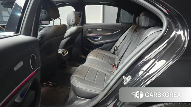 Mercedes-Benz E-Class W213 2022 Черный из Кореи, фото 3