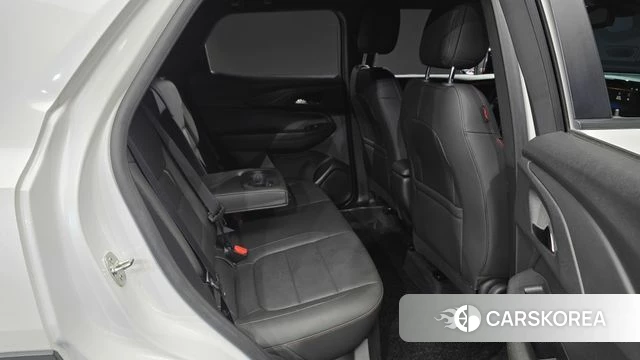 Chevrolet (GM Daewoo) The New Trail Blazer 2023 Белый из Кореи, фото 3