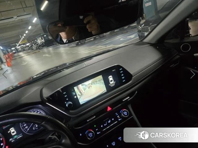 Hyundai Sonata (DN8) 2022 Серебристо-серый из Кореи, фото 3