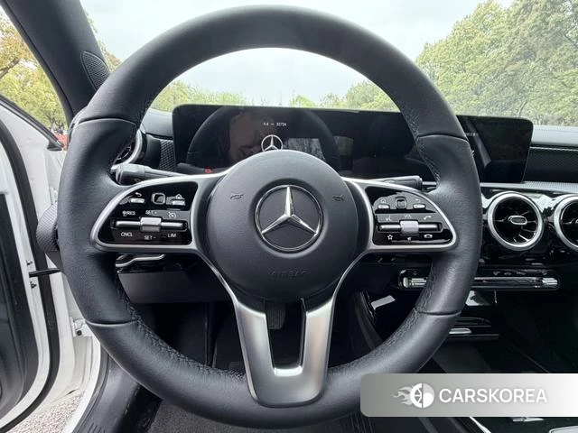 Mercedes-Benz A-Class 2021 Белый из Китая, фото 3