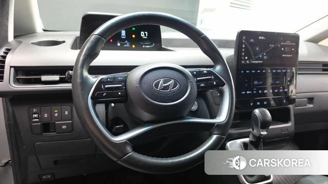 Hyundai Staria 2022 Серебряный из Кореи, фото 3