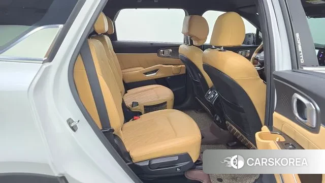 Kia Sorento 4th Generation 2023 Белый из Кореи, фото 3