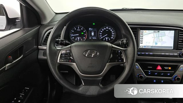 Hyundai Avante AD 2018 Белый из Кореи, фото 3