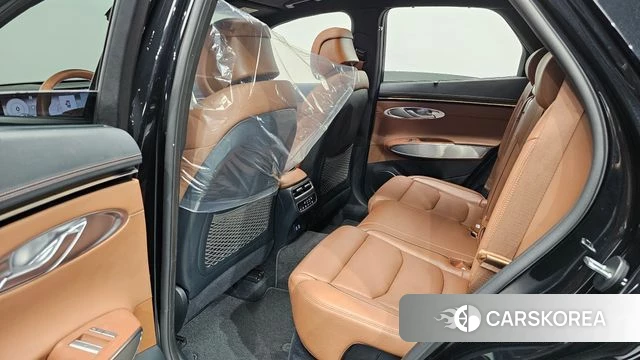 Genesis GV70 2024 Черный из Кореи, фото 3