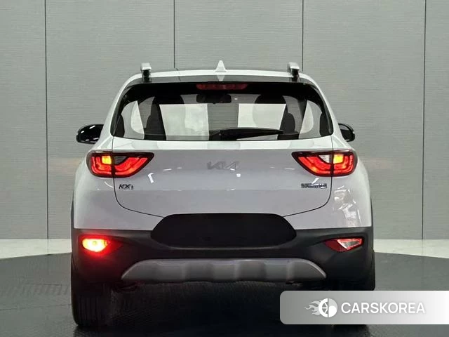 Kia KX1 2021 Белый из Китая, фото 3
