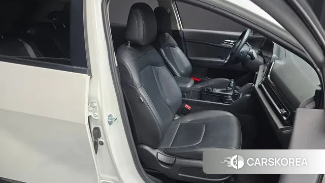 Kia Sportage 5th Generation 2022 Белый из Кореи, фото 3