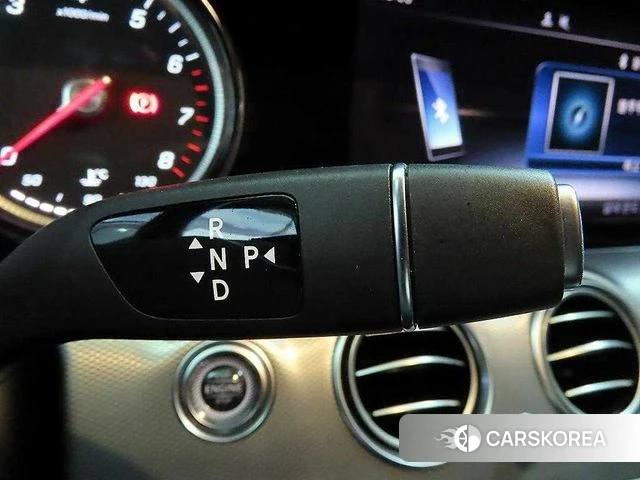 Mercedes-Benz E-Class W213 2019 Белый из Кореи, фото 3