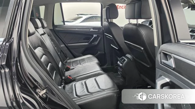 Volkswagen Tiguan second Generation 2020 Черный из Кореи, фото 4