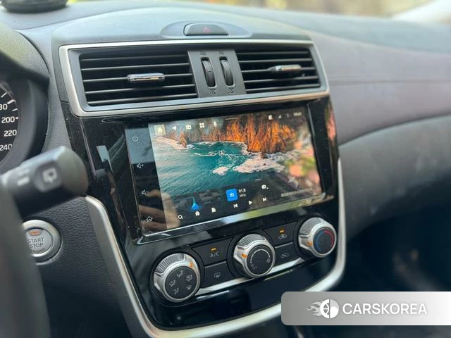 Nissan Tiida 2021 Красный из Китая, фото 3