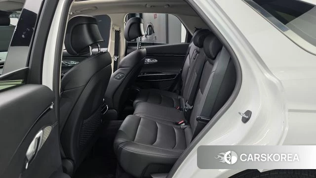 Genesis GV70 2023 Белый из Кореи, фото 3