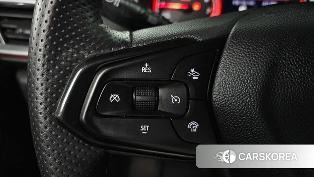 Chevrolet (GM Daewoo) Trailblazer 2023 Белый из Кореи, фото 3