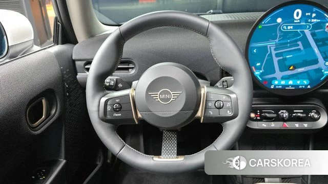 Mini Cooper C 4th generation 2025 Серебряный из Кореи, фото 3