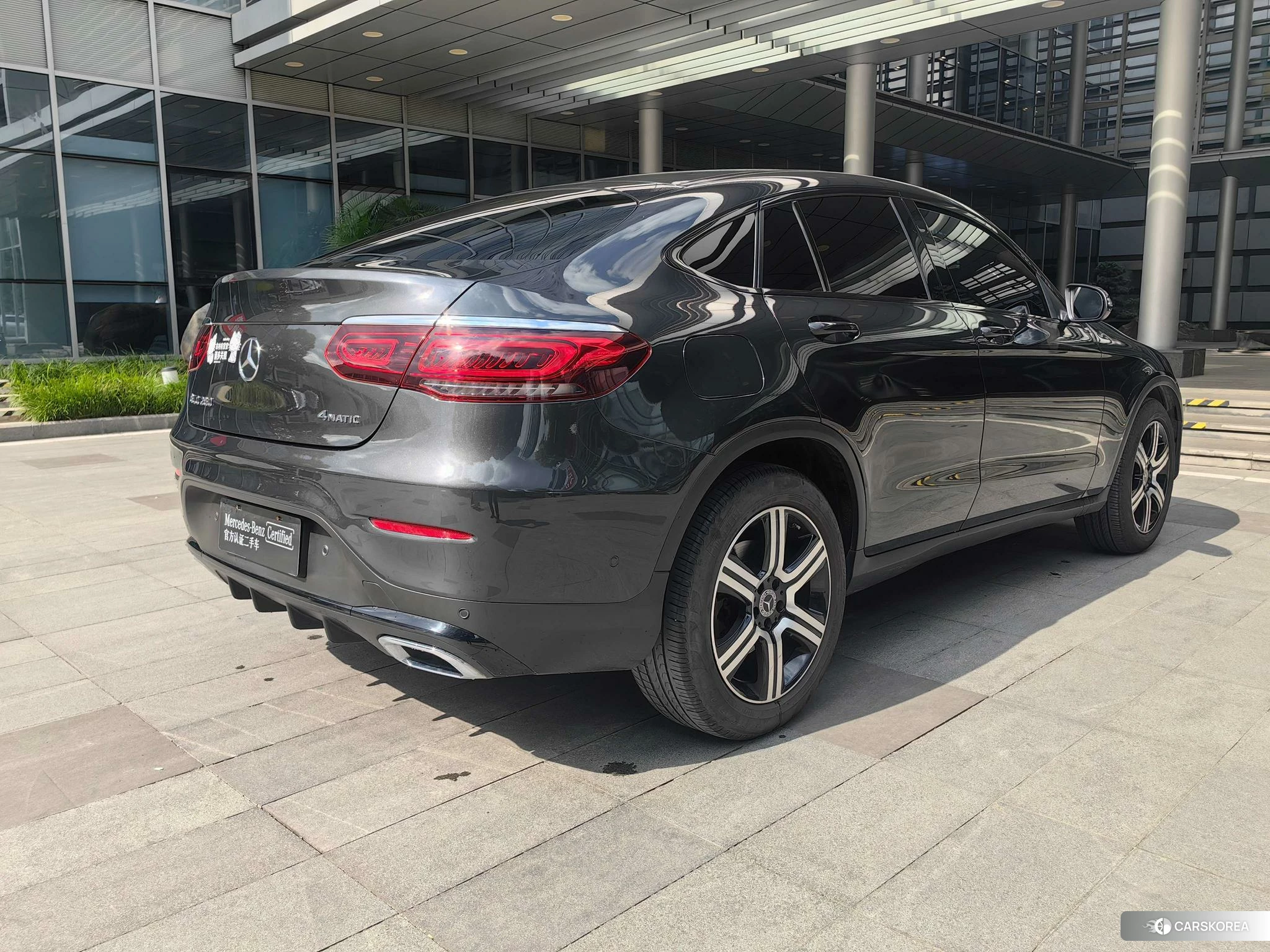 Mercedes-Benz GLC 2021 Темно-серый из Китая, фото 3