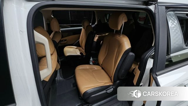 Kia Carnival 4th generation 2023 Белый из Кореи, фото 3