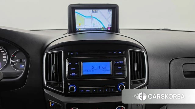 Hyundai The New Grand Starex 2018 Белый из Кореи, фото 3