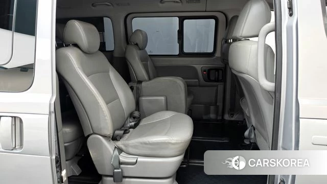 Hyundai The New Grand Starex 2020 Серебристо-серый из Кореи, фото 3