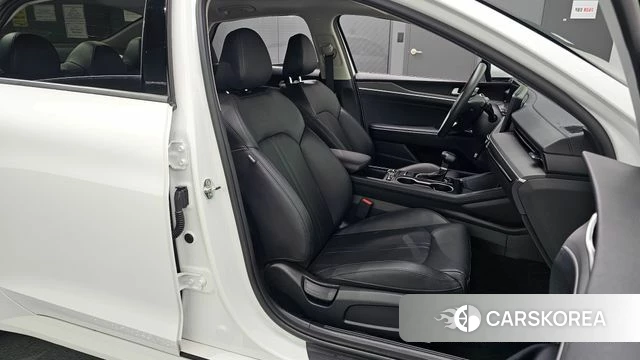 Kia The New K5 3rd generation 2024 Белый из Кореи, фото 3