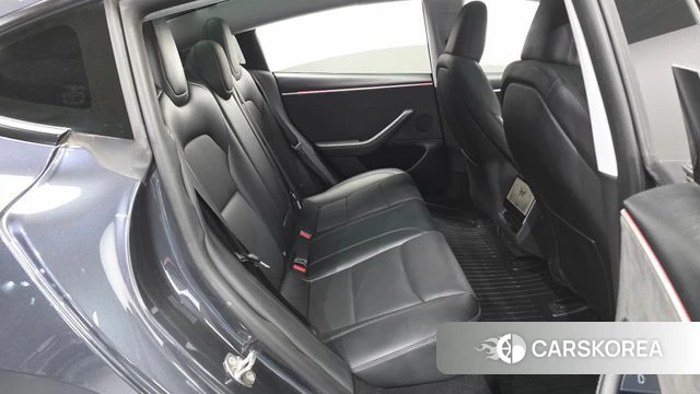 Tesla Model 3 2024 Серый из Кореи, фото 3