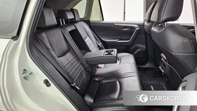 Toyota RAV4 5th Generation 2019 Белый из Кореи, фото 3