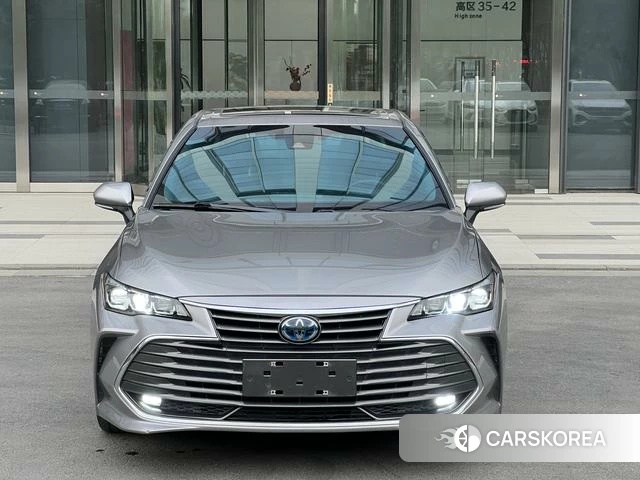 Toyota Avalon 2021 Серебристо-серый из Китая, фото 3