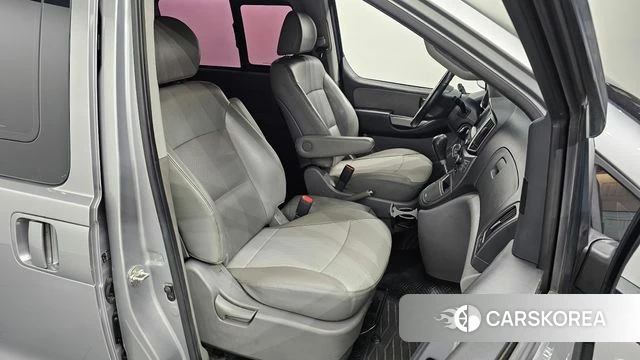 Hyundai The New Grand Starex 2018 Серебристо-серый из Кореи, фото 3