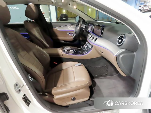 Mercedes-Benz E-Class W213 2020 Белый из Кореи, фото 3