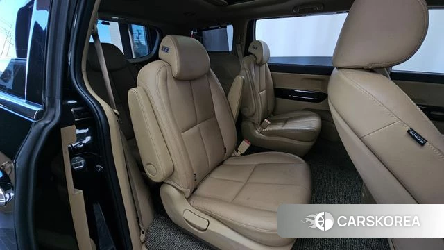 Kia The New Carnival 2018 Черный из Кореи, фото 3