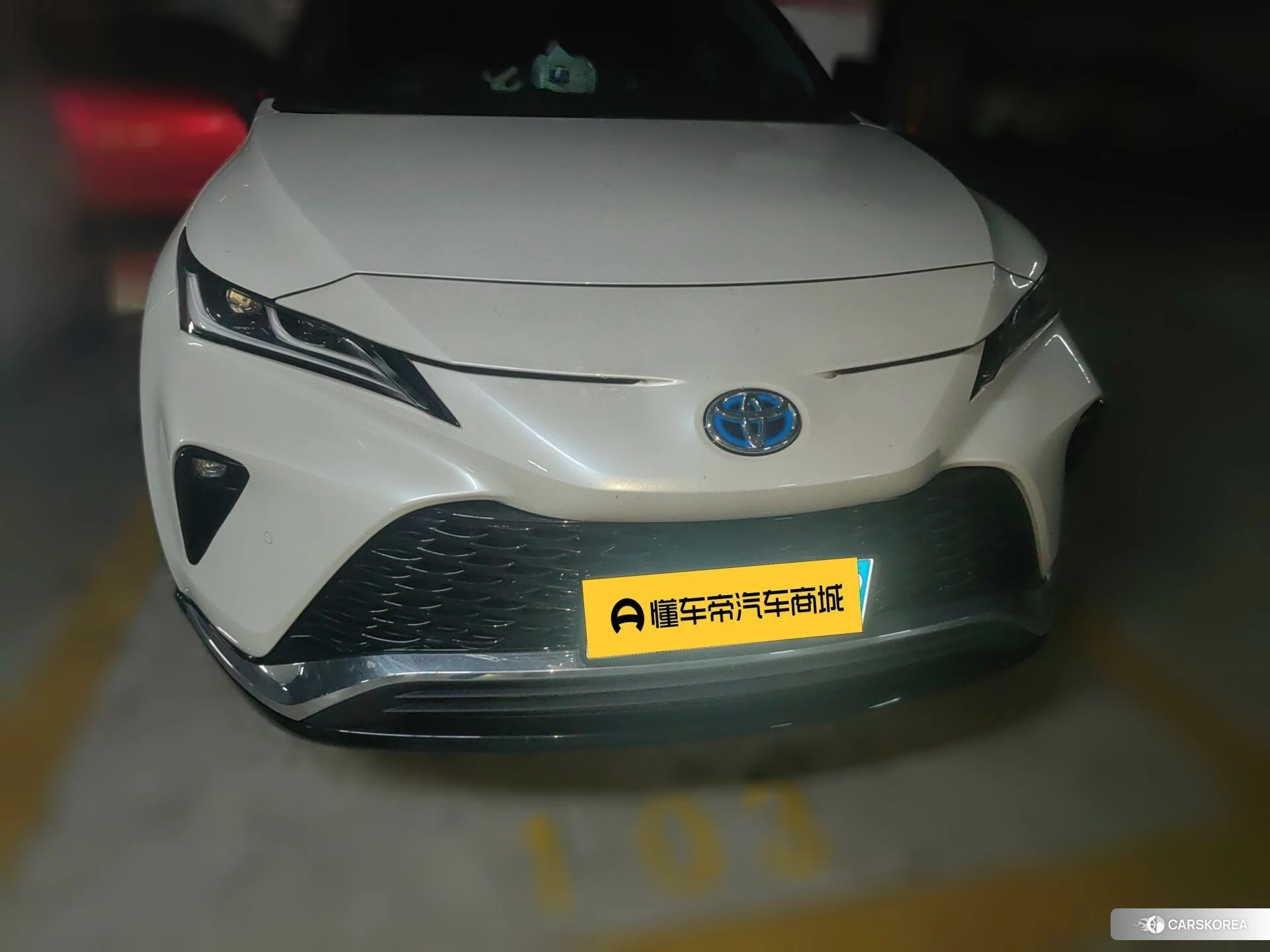 Toyota Venza 2023 Белый из Китая, фото 3