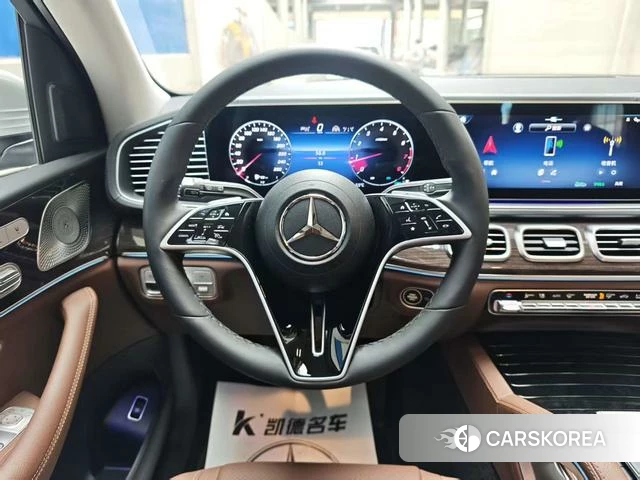 Mercedes-Benz GLE 2026 Серебристо-серый из Китая, фото 3