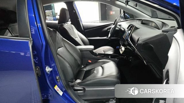 Toyota Prius 4th Generation 2018 Синий из Кореи, фото 3