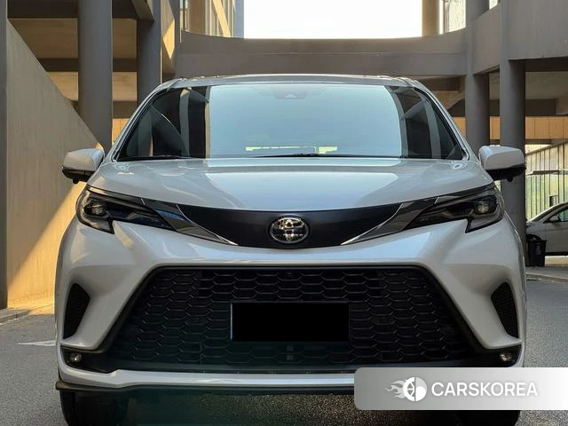 Toyota Granvia 2025 Белый из Китая, фото 3