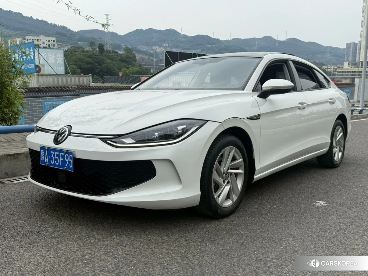 Volkswagen Lamando 2022 Белый из Китая, фото 3