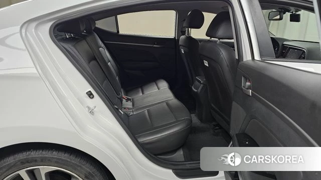 Hyundai Avante AD 2018 Белый из Кореи, фото 3