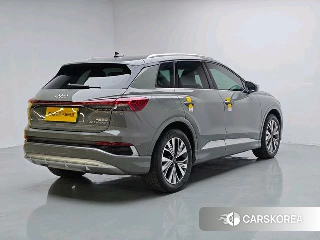 Audi Q4 2023 Темно-серый из Китая, фото 3