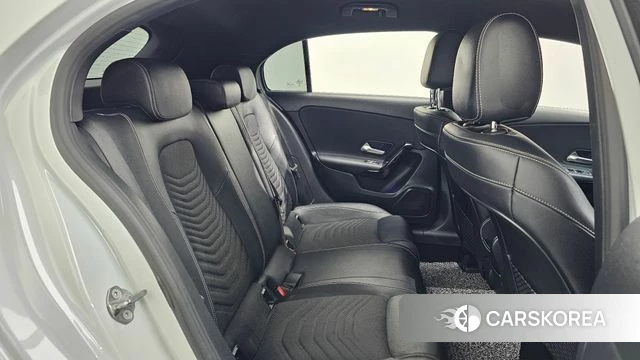 Mercedes-Benz A-Class W177 2019 Белый из Кореи, фото 3
