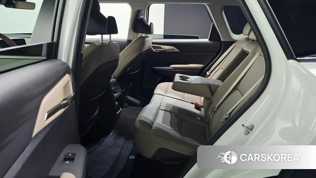 Kia EV5 2026 Белый из Кореи, фото 3