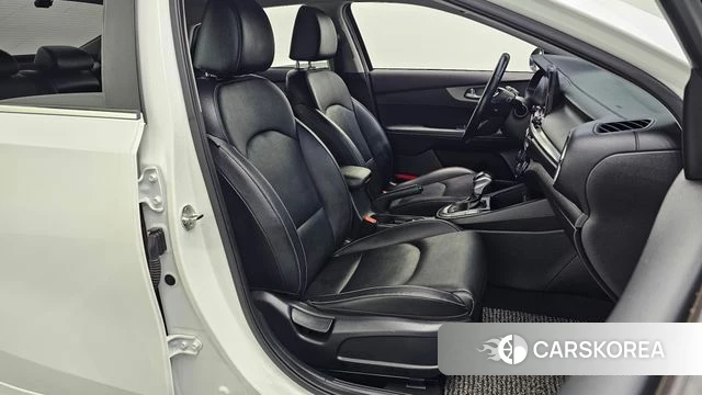 Kia Come New K3 2018 Белый из Кореи, фото 3
