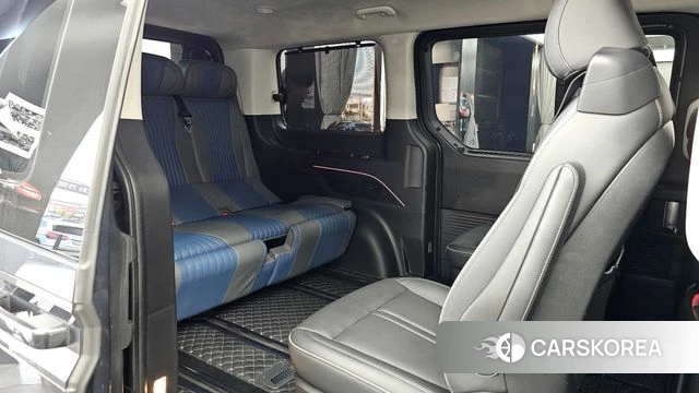 Hyundai Staria 2022 Серый из Кореи, фото 3