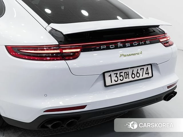 Porsche Panamera (971) 2019 Белый из Кореи, фото 3