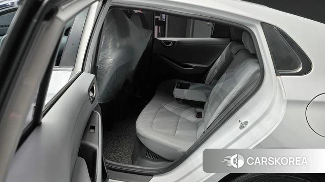 Hyundai Ionic Hybrid 2018 Белый из Кореи, фото 3