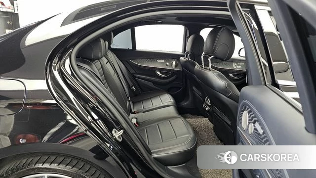 Mercedes-Benz E-Class W213 2022 Черный из Кореи, фото 3