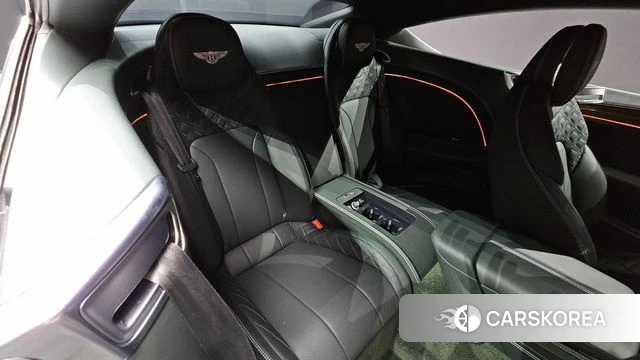 Bentley Continental GT 3rd Generation 2023 Белый из Кореи, фото 3