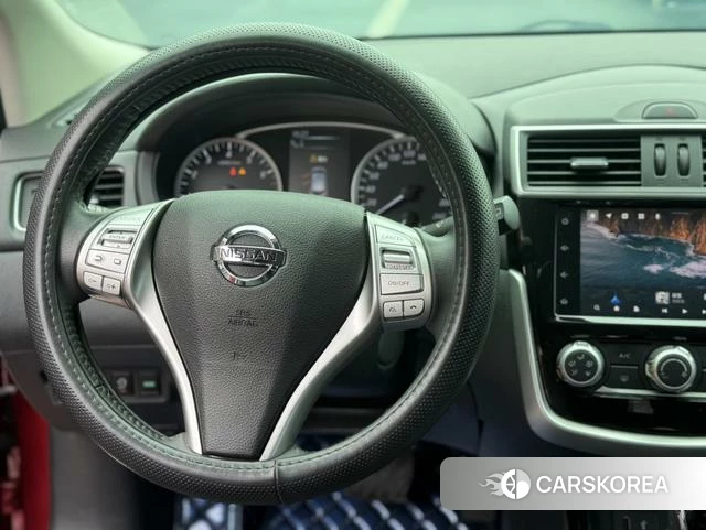 Nissan Tiida 2021 Красный из Китая, фото 3