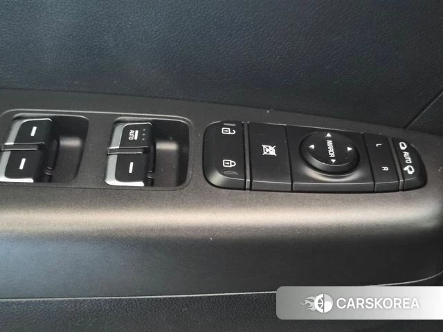 Kia Sportage The Bold 2021 Белый из Кореи, фото 3