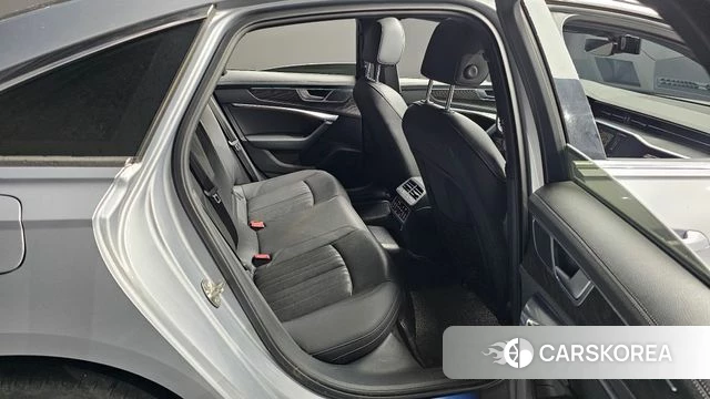 Audi A6 (C8) 2020 Серебряный из Кореи, фото 3