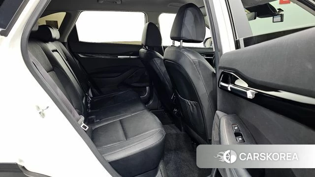 Kia Seltos 2022 Белый из Кореи, фото 3
