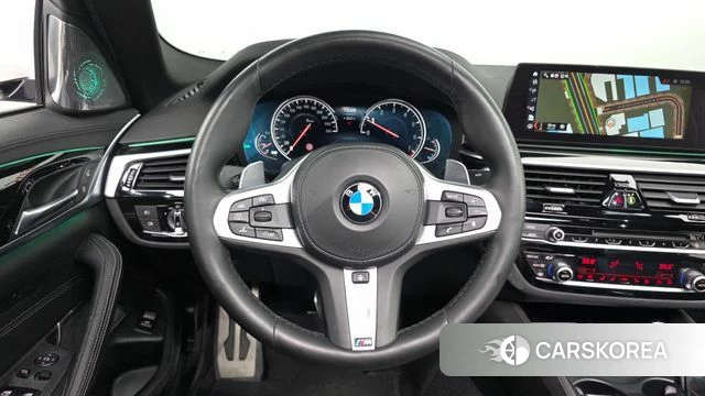 BMW 5 Series (G30) 2018 Белый из Кореи, фото 3