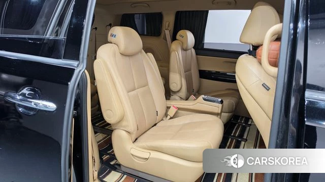 Kia The New Carnival 2018 Черный из Кореи, фото 3