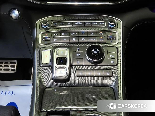 Hyundai The New Santa Fe 2023 Белый из Кореи, фото 3